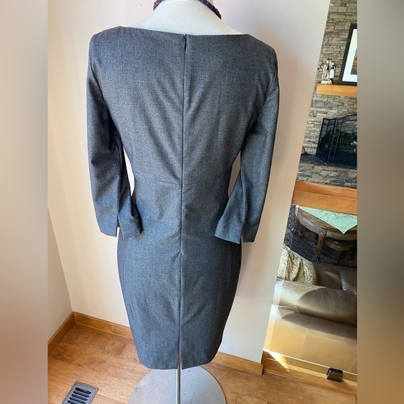 Gorgeous Italian designed dress by Stefanel - Picture 6 of 9